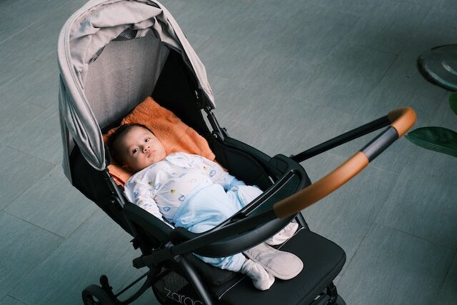 a-definitive-manual-for-picking-the-best-travel-stroller-for-each-stage